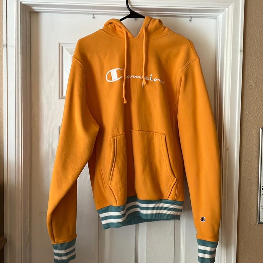Champion hoodie
